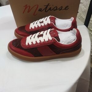 Matisse Quincy Red Leather Fur Fashion Sneakers Women's Size 8.5